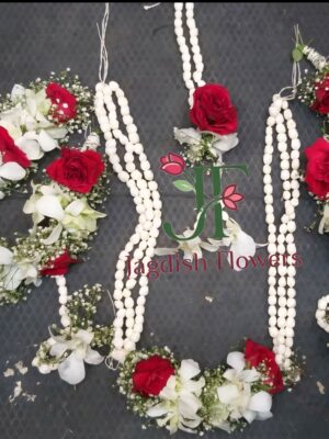 White rose floral jewellery for bridal and wedding function styling