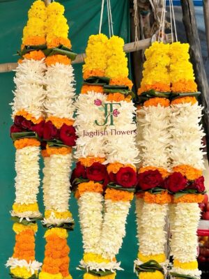 Premium fresh flower mala for pooja and temple decoration