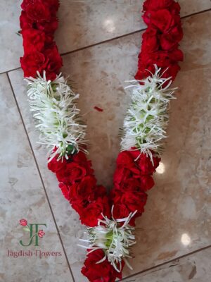 Premium big haar with fresh flowers for new car decoration