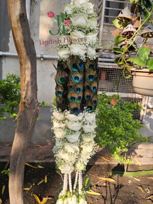 Customized floral wedding mala with fresh flower decoration