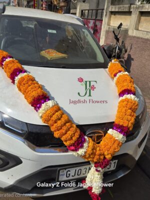Stylish floral haar for car showroom delivery decoration