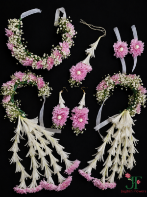 Light Perpal bottan with Gypsophila flowerJewellery for Wedding Occasions