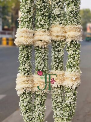 Luxury rose wedding mala with fresh flowers for Indian wedding ceremonies