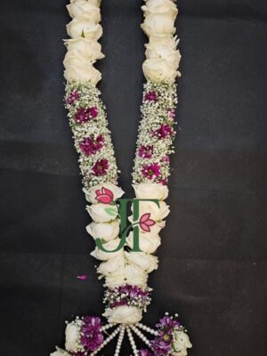 Romantic rose wedding garland for Indian wedding ceremonies